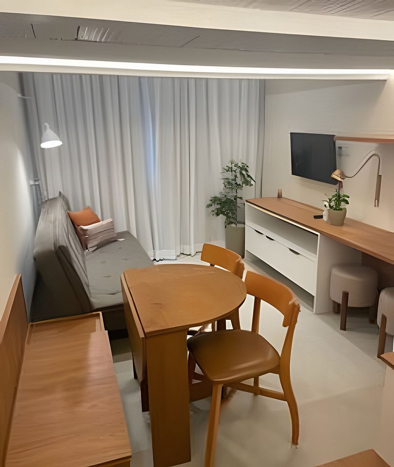 Magnífico Mezanino recém-reformado 2min. Praia