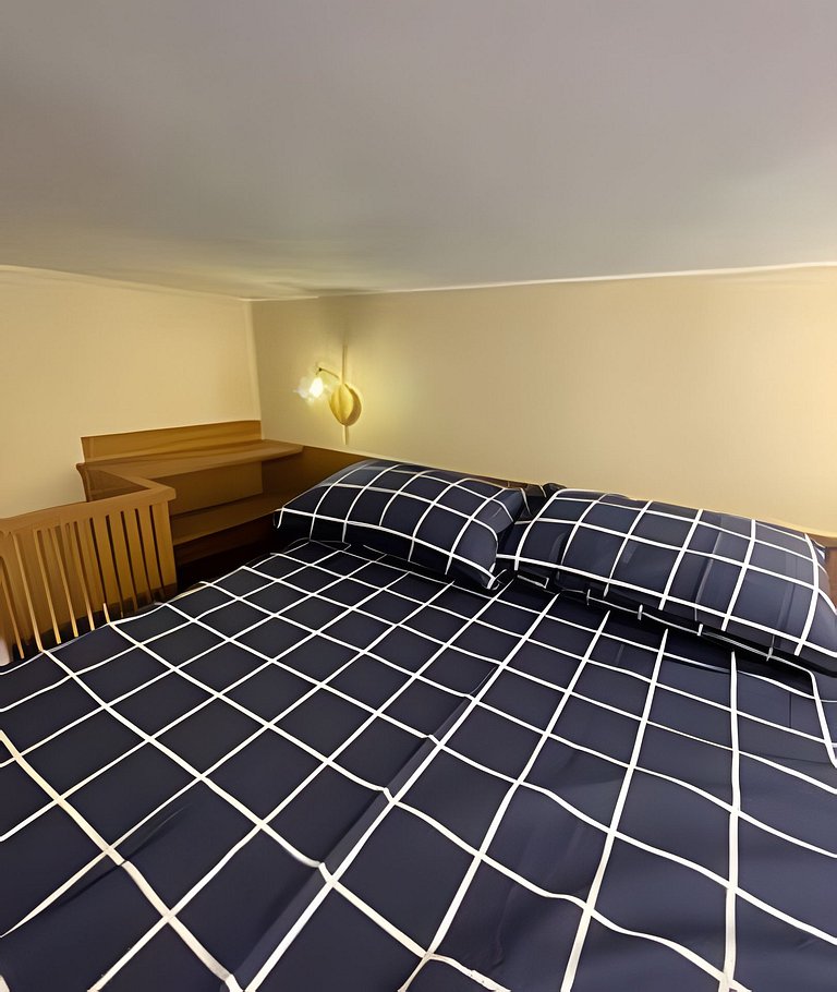 Magnífico Mezanino recém-reformado 2min. Praia