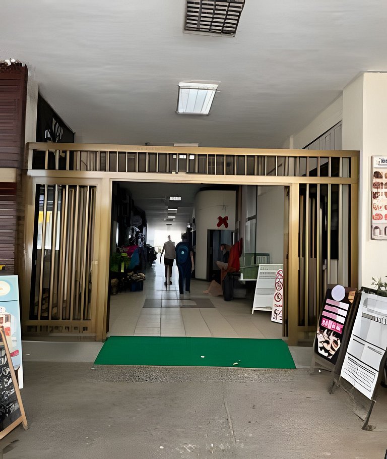 Magnífico Mezanino recém-reformado 2min. Praia