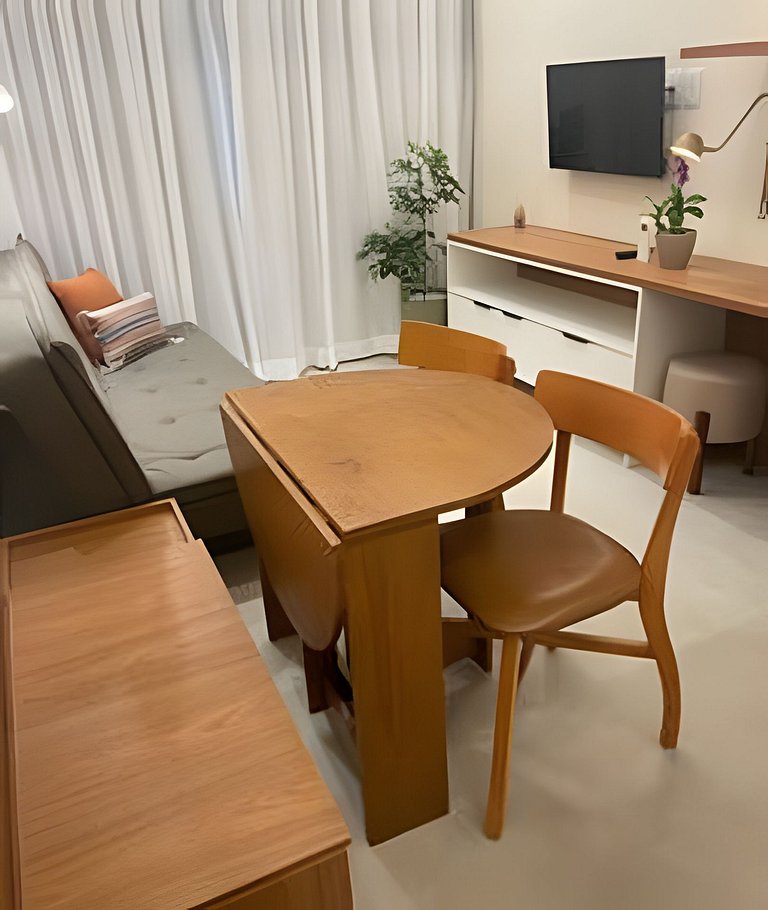 Magnífico Mezanino recém-reformado 2min. Praia