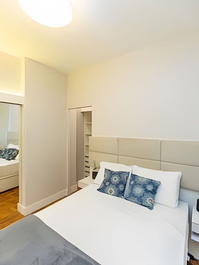 Excelente Quarto e Sala