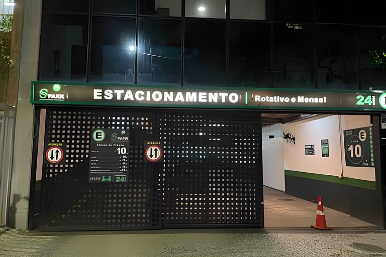 Excelente Quarto e Sala