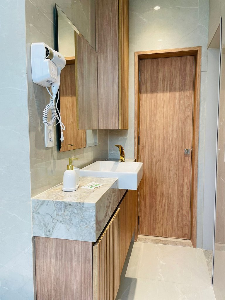 Sofisticação e Elegância com Vista Mar 2min Praia