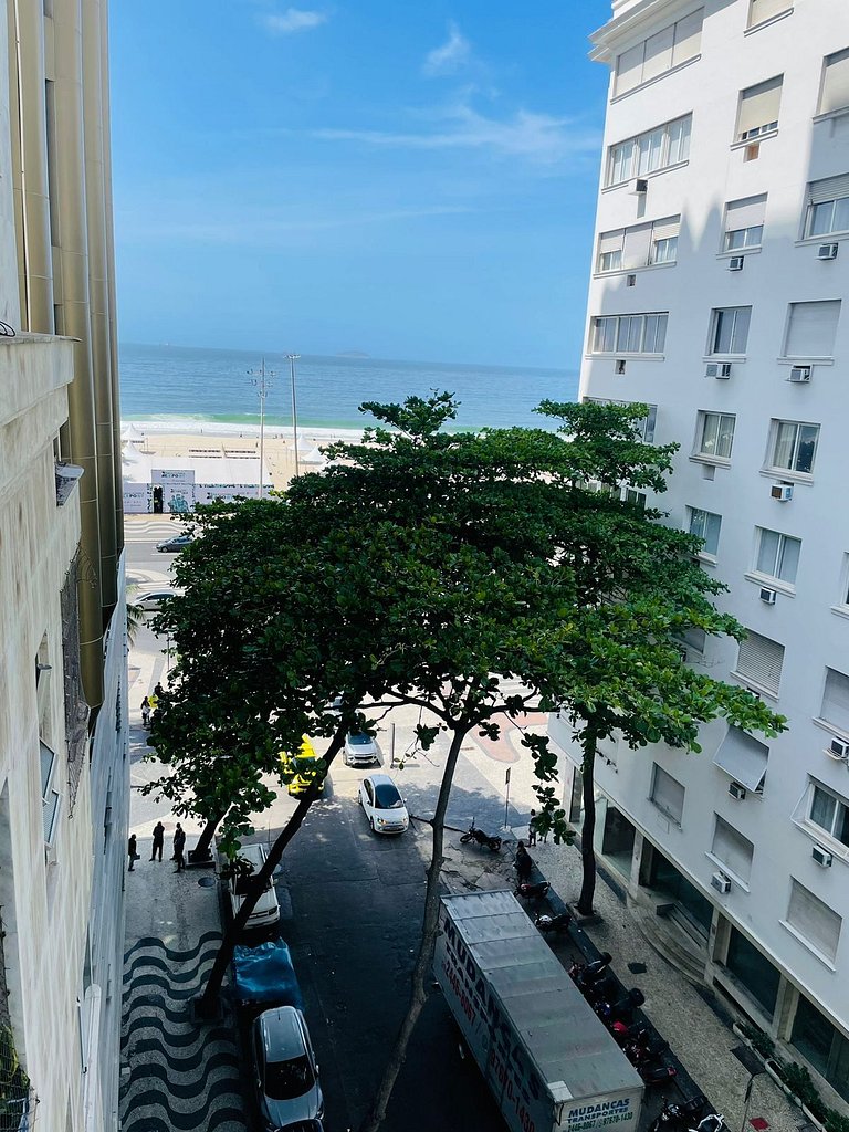 Sofisticação e Elegância com Vista Mar 2min Praia