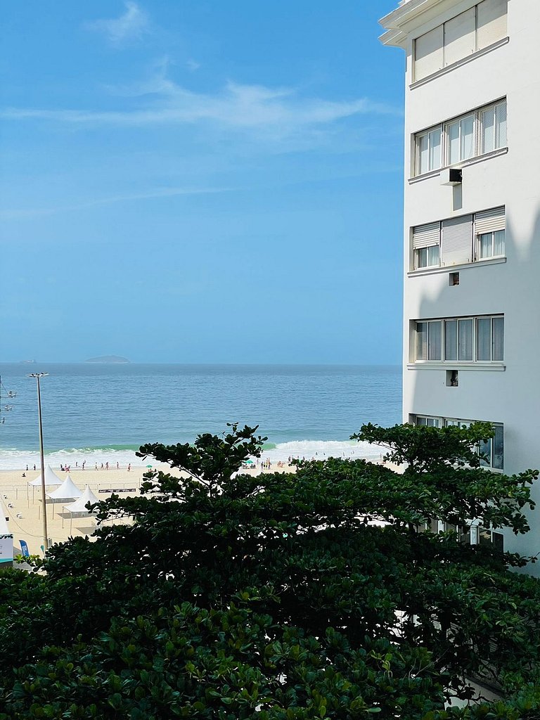 Sofisticação e Elegância com Vista Mar 2min Praia