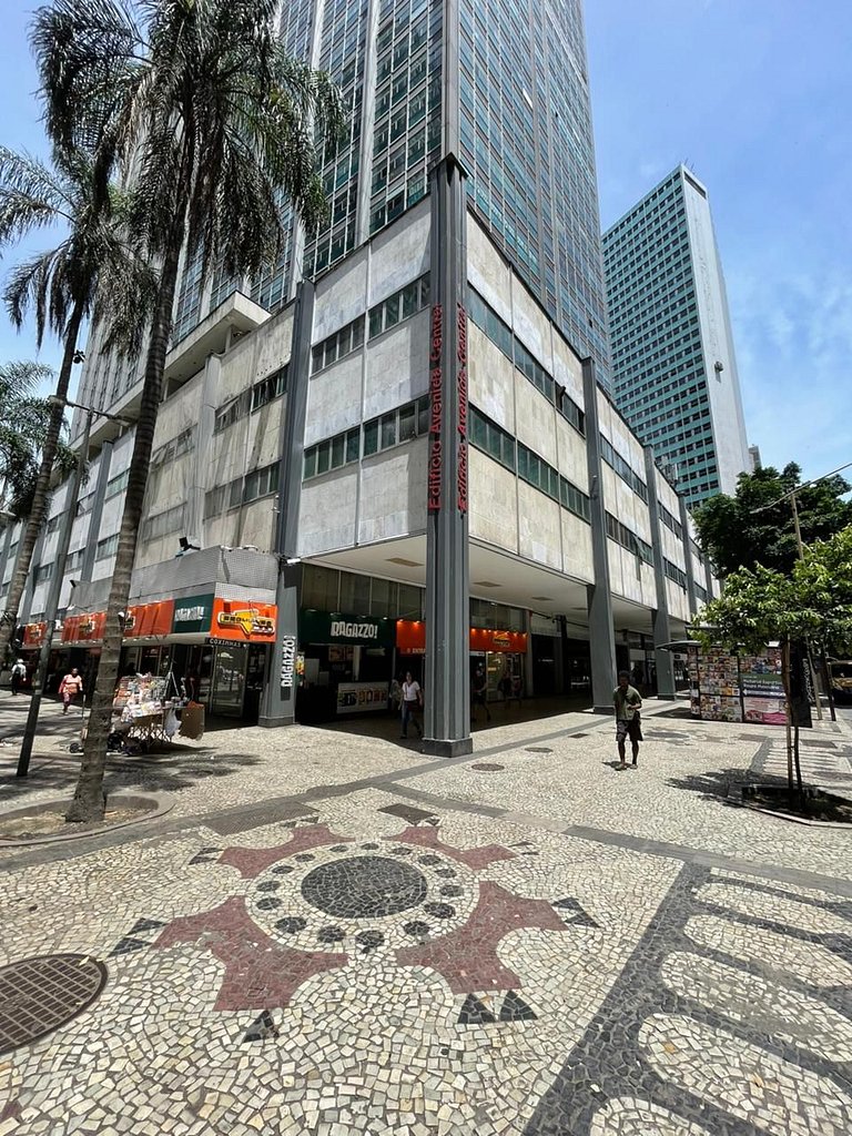 Fantástico Flat no Centro coladinho Consulado USA/Gate SDU L